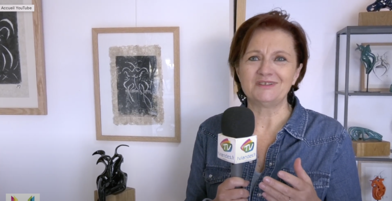 Interview de Julie Espiau pour l'inauguration de son atelier de céramique à Ondres où elle exposait pour le Cercle de l'art